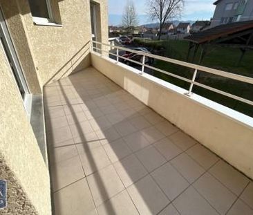 Location Appartement 4 pièces 75m² RUMILLY 74150 - Photo 5