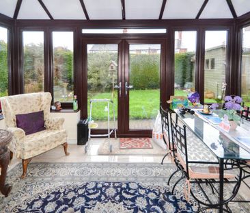 2 bedroom bungalow to rent - Photo 3