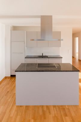 Appartement de 4.5 pièces au 1er étage à Payerne! - Foto 1