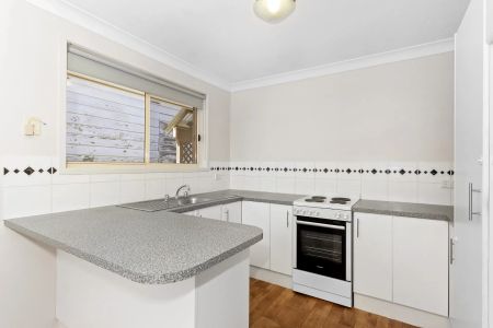 Unit 1/12 Michael Street, Cessnock. - Photo 4