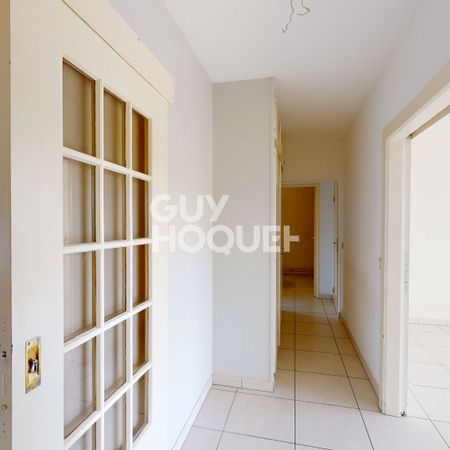 LOCATION : appartement F4 (91 m²) à MULHOUSE - Photo 3