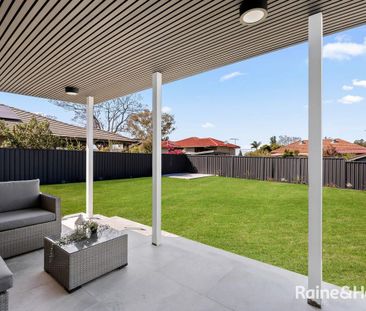Immaculate 3 bedroom home - Photo 2