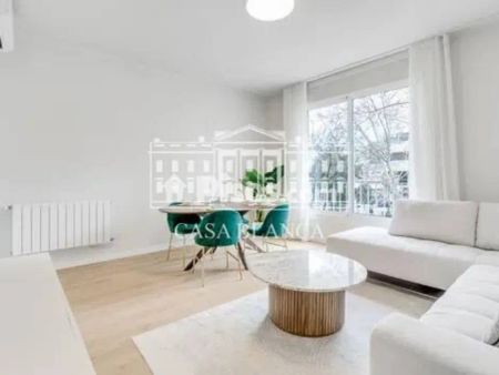 Piso en alquiler en Sants - Foto 4