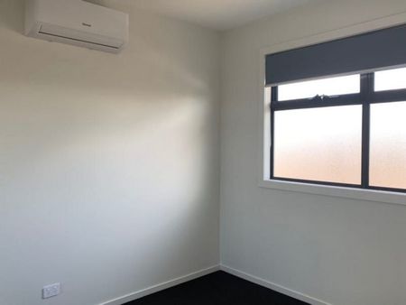 2 BEDROOM PLUS STUDY - Photo 3