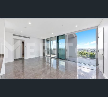 2B/5 Hutchinson Walk, Zetland, NSW 2017 - Photo 3