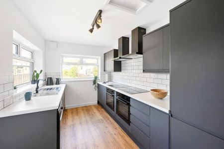 Sixth Avenue, Horfield - Photo 3