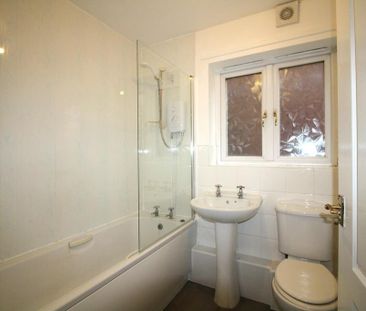 2 bedroom ground floor flat to rent - Photo 6