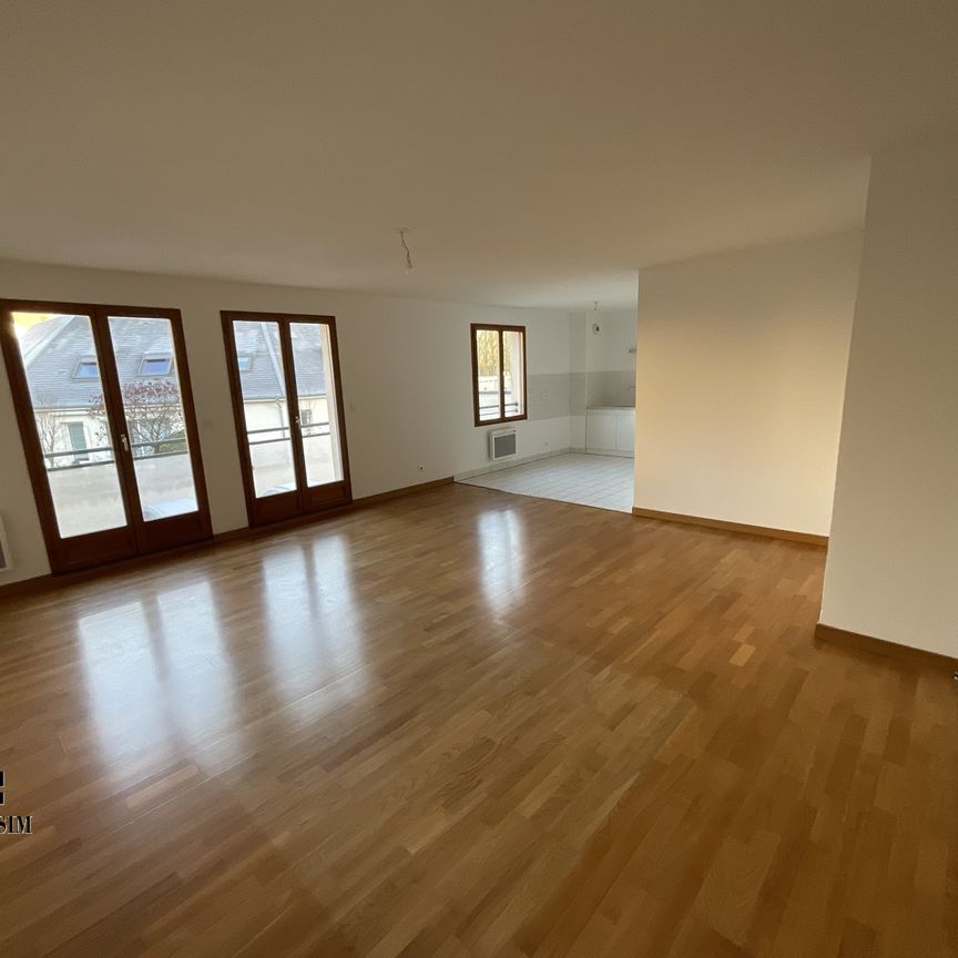 A LOUER - Quartier Près Fichaux - T3 de 75.90m² avec balconnet et parking - Photo 1