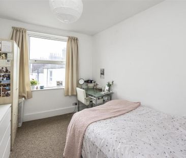 4 bedroom terraced house to rent - Photo 1