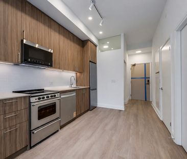 For Lease - 3250 Carding Mill Trail Unit# 427, Oakville, Ontario - Photo 6