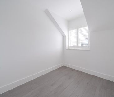 4 bedroom detached house to rent - Photo 2