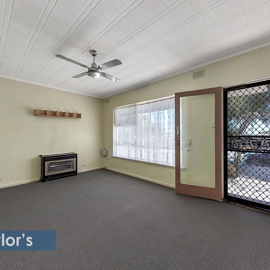 12 Oswald Crescent, 5096, Para Hills Sa - Photo 1