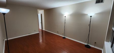 For Lease - 100 Upper Madison Avenue Unit# 1006, Toronto, Ontario - Photo 3