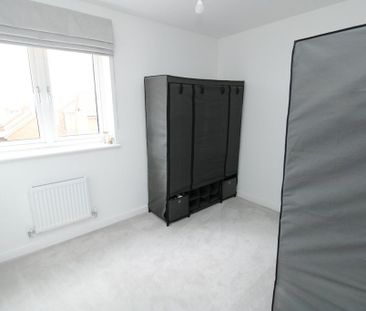 3 bedroom detached house to rent - Photo 3