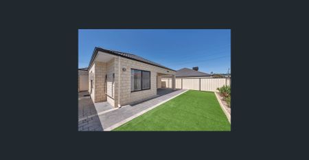 SPACIOUS HOME - INCLUDES OUTDOOR ENTERTAINING AREA & MODERN FEATURES - Photo 2