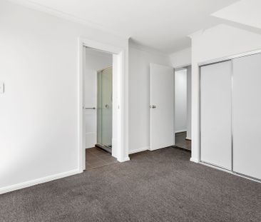 2 Bedroom townhouse in the heart of Munno Para - Photo 2