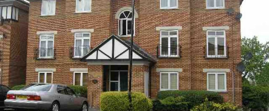 1 Bed Flat, Pilkington Court, NW4 - Photo 1