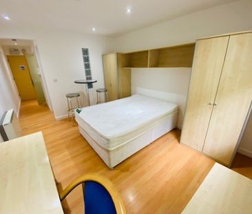 Student Apartment Plymouth - Photo 2