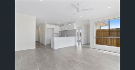 Modern and Spacious Rental Property in Logan Reserve - Your Ideal Home Awaits! - Photo 2