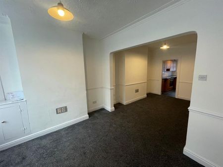 2 bedroom terraced house to rent - Photo 3