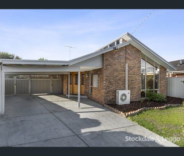 10 Cabarita Court, Corio, Vic 3214 - Photo 2