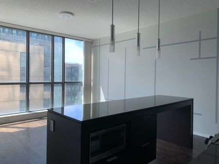 For Lease - 8 Charlotte Street Unit# 1208, Toronto, Ontario - Photo 3