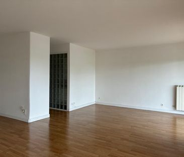 Location Appartement 3 pièces 71m² GUILHERAND GRANGES 07500 - Photo 3