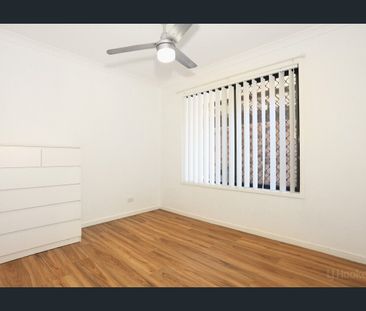 FAMILY HOME IDEALLY LOCATED TO SHOPS, SCHOOLS AND OTHER AMENITIES! - Photo 6