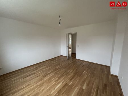Wohnen zum Wohlfühlen in schöner Grünlage für Paare oder kleine Familien! Saniert und modernisiert mit durchdachter und praktischer Raumaufteilung! Perfekte Infrastruktur vorhanden! - Photo 5