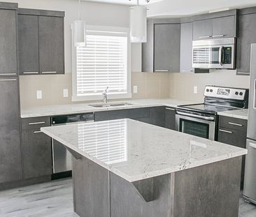 3 Bedroom Townhouse For Rent In Redstone | Pets Negotiable - Photo 3