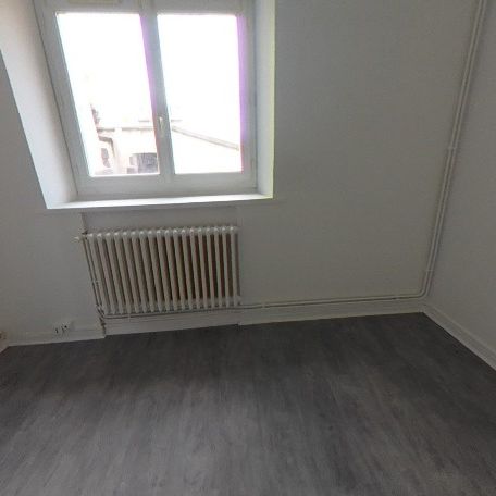 Location Appartement 2 pièces 41m² CLERMONT FERRAND 63100 - Photo 1