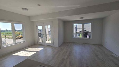 For Lease - 79 Cygnet Drive, Stratford, Ontario - Photo 4