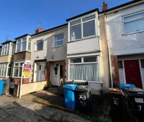 3 bedroom terraced house to rent - Photo 5
