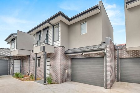 2/26 York Street, Reservoir VIC 3073 - Photo 4