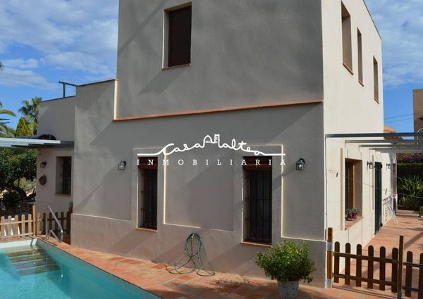 Luxury 3 room Detached House for rent in l'Alfàs del Pi, Spain