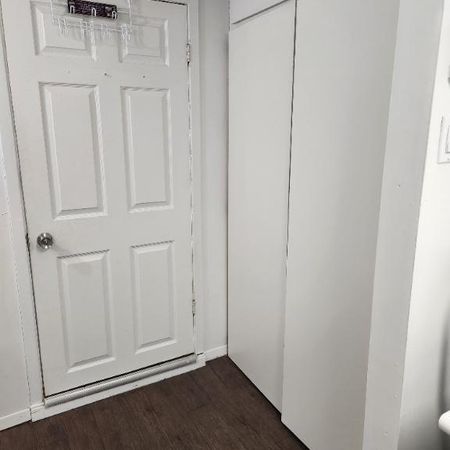 Studio à louer style garçonnière - Photo 4