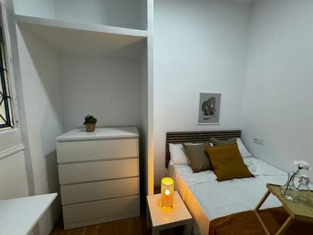 Calle de Lagasca, Madrid, Community of Madrid 28006 - Photo 3