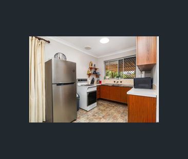 22 Burran Ct, Armadale, WA 6112 - Photo 4