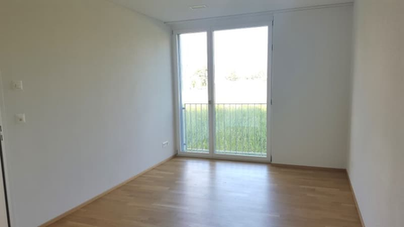 "Grosszügige 3.5-Zimmer-Wohnung in Beringen" - Photo 2