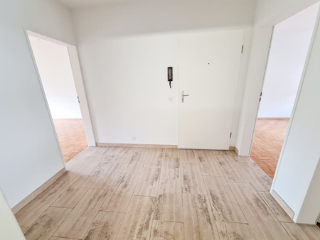 "Helle 3.5-Zimmerwohnung mit Ausblick ins Grüne" - Foto 4