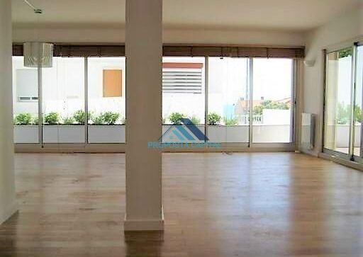 Apartamento T3 em Lisboa