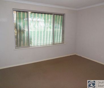FANTASTIC DUPLEX WALKING DISTANCE TO KARRINYUP SHOPPING CENTRE - Photo 4
