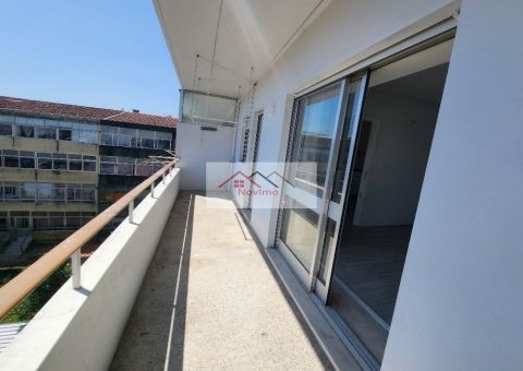 Apartamento T2+1