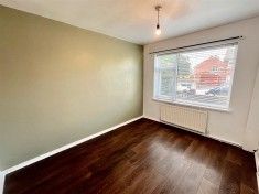 Warrenmor, Leam Lane, Gateshead - Photo 5