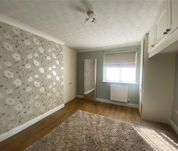 2 bedroom semi-detached house to rent - Photo 3