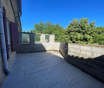 APPARTEMENT T2 ENTRAIGUES SUR LA SORGUE, - Photo 5