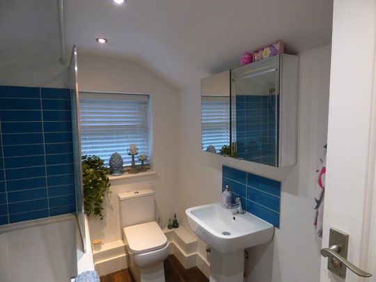 2 bedroom terraced house to rent - Photo 1
