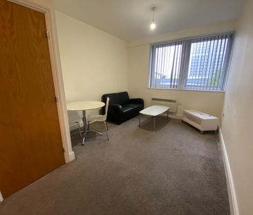1 bedroom flat to rent - Photo 4