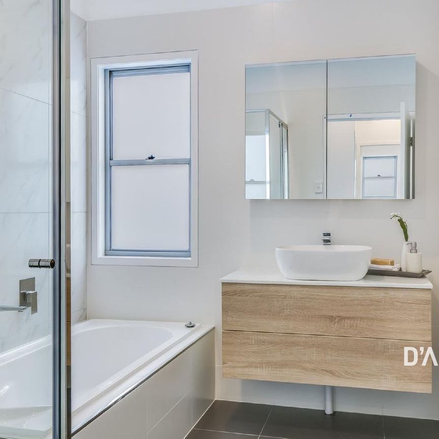 66 MONTPELIER ST - Photo 1