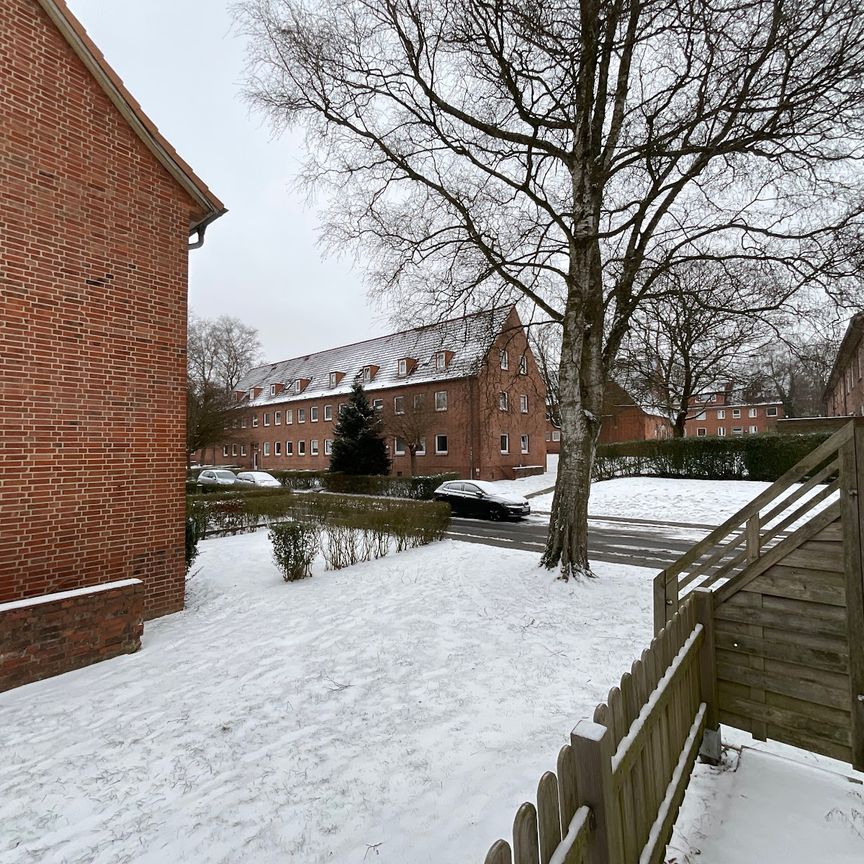 2 Zimmer-Wohnung mit Terrasse und geräumiger Küche - Photo 1